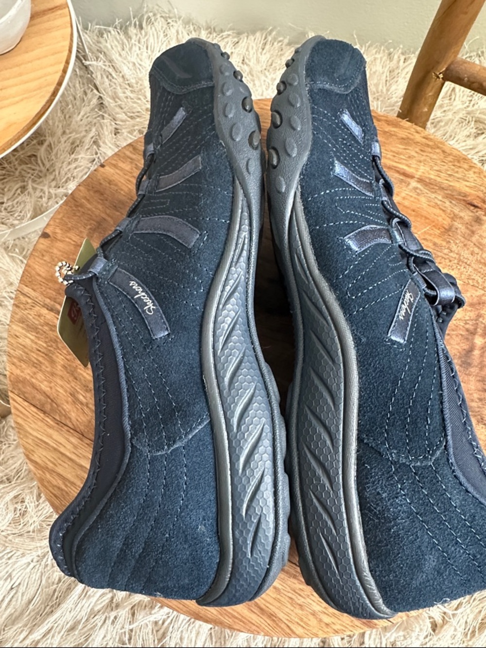 Skechers Wms Relaxed Fit
Memory‎ Foam Sneakers 22478 Navy 
Size 9 New W/O Box - Picture 6 of 15